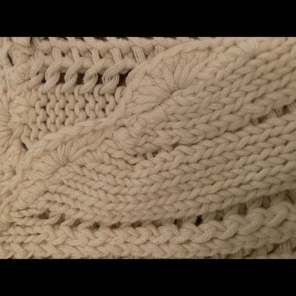 Beige coton poncho - Mary-Kate and Ashley Olsen - Picture 4 of 4